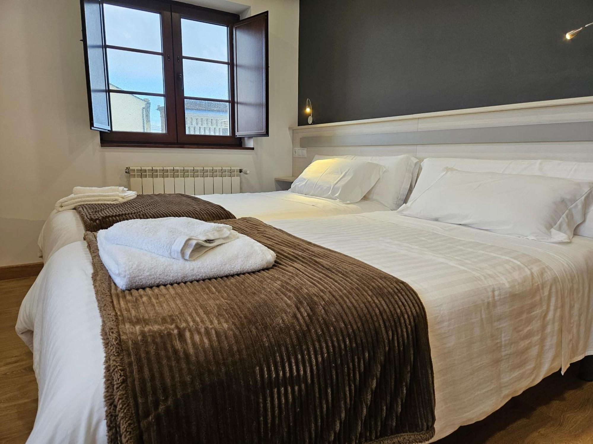 Apartamentos Rurales Lola Penarronda Castropol Exteriér fotografie